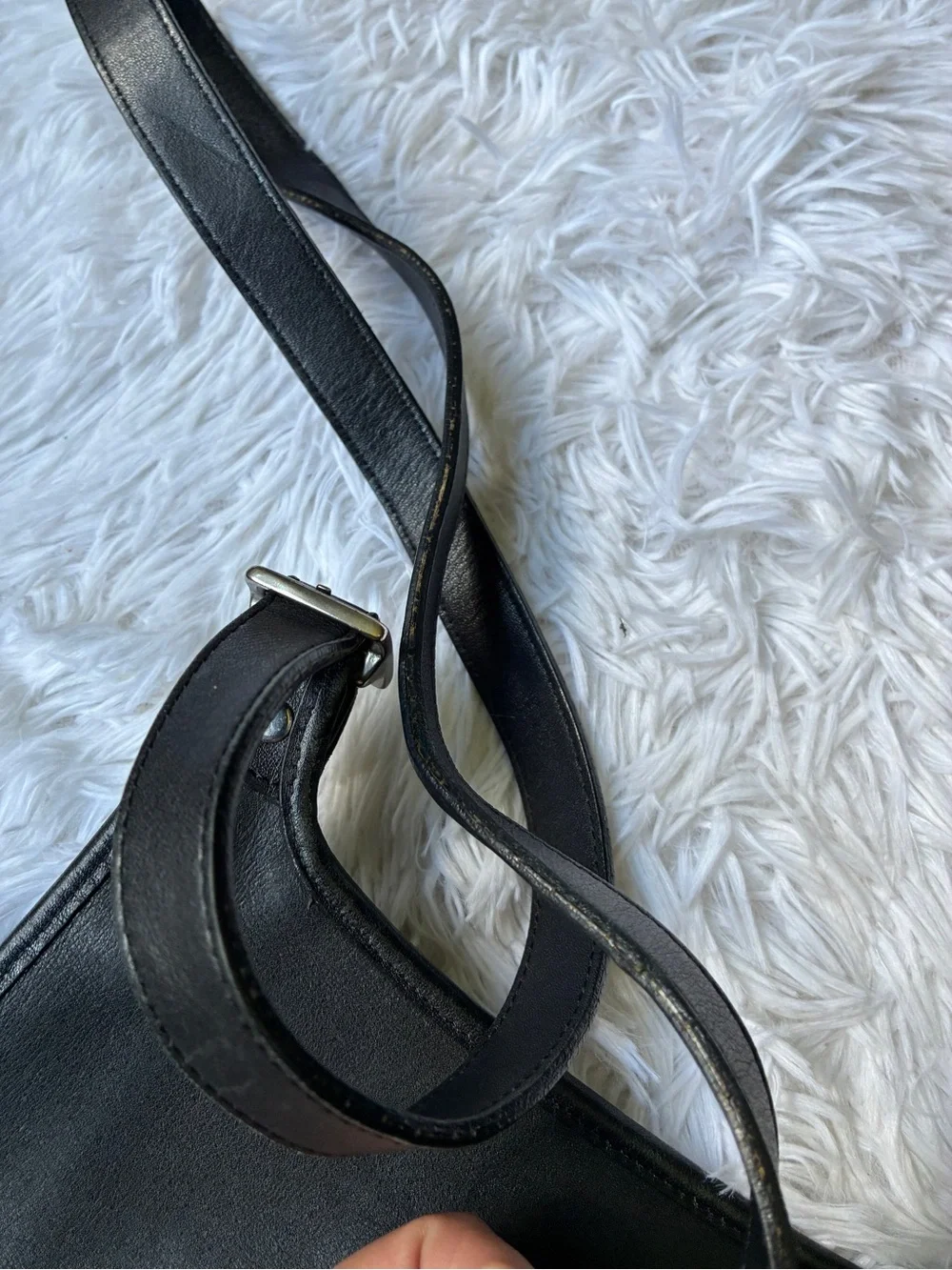 Coach 9135 Vintage Hippie Flap Slim Crossbody Shoulder Bag Black Leather 🖤 - Picture 15 of 16